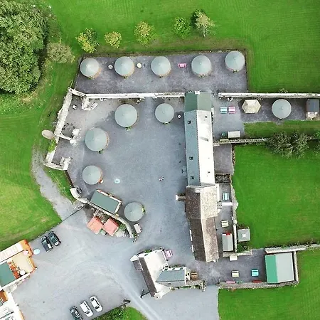 Prázdninový areál Galway Glamping